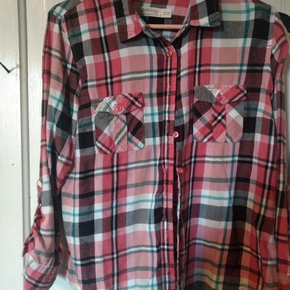 Women's button up shirt